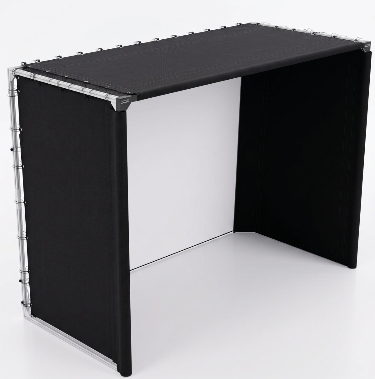 The SportScreen Parlour Series Golf Enclosure