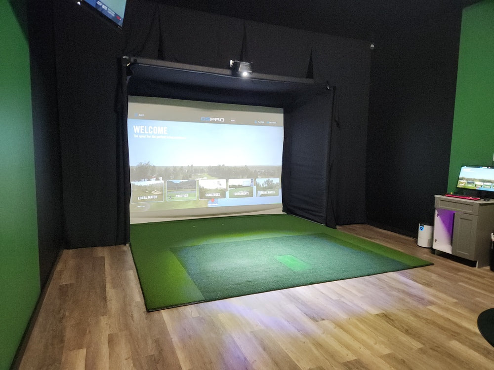 The SportScreen Parlour Series Golf Enclosure