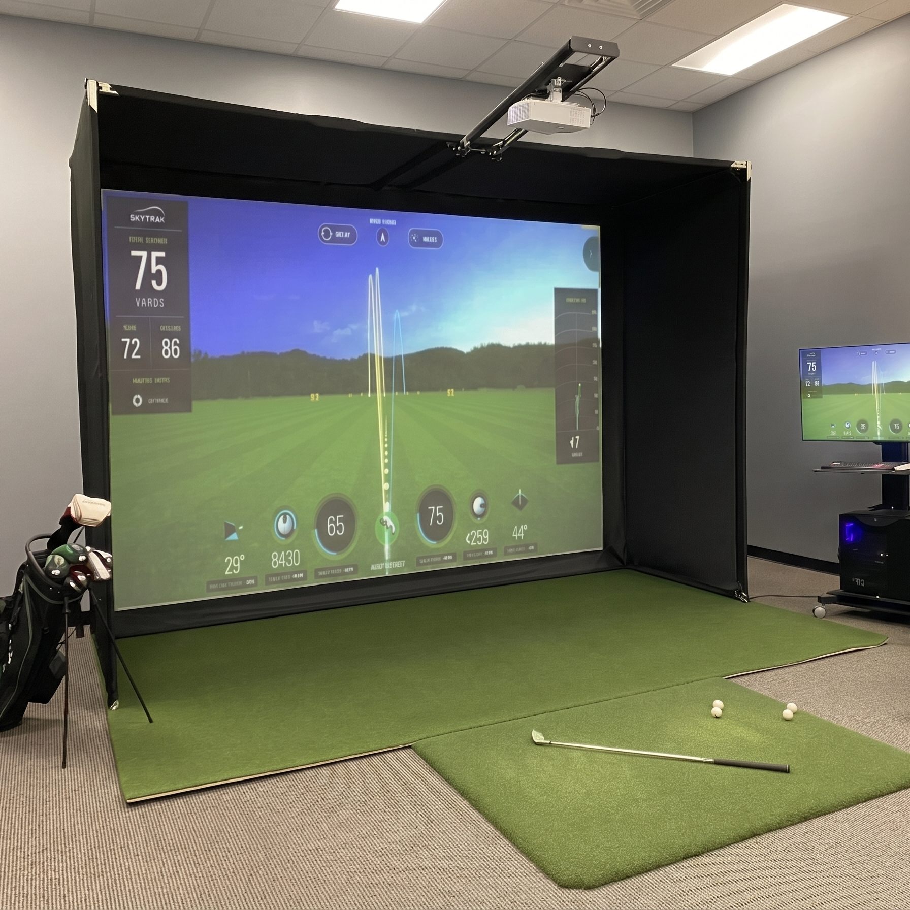 Nvisage Neo-E Launch Monitor with Insta Bay™ HD Home Golf Simulator Package