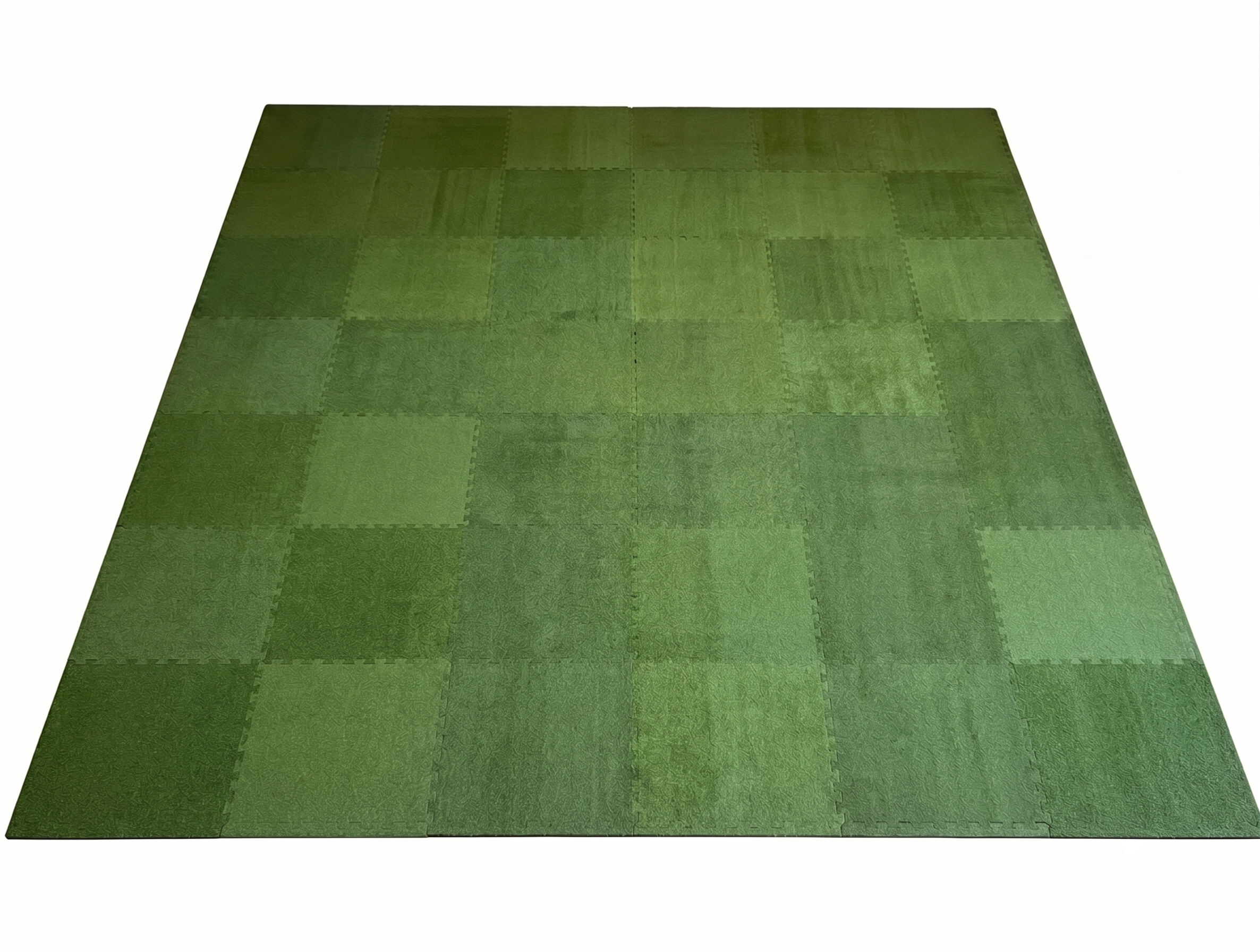 Clubhouse™ Interlocking Simulator Carpet Tiles